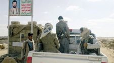 مقتل ثلاثة مسلحين بينهم مشرف حوثي في اشتباكات بينية شمال صنعاء
