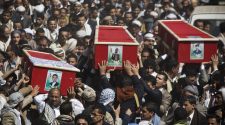 حجة.. تشييع جثامين 15 مقاتلاً حوثياً في وشحة لقوا مصرعهم في حيران